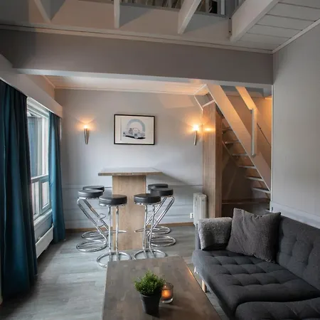 Cafe Skiers Apartment *